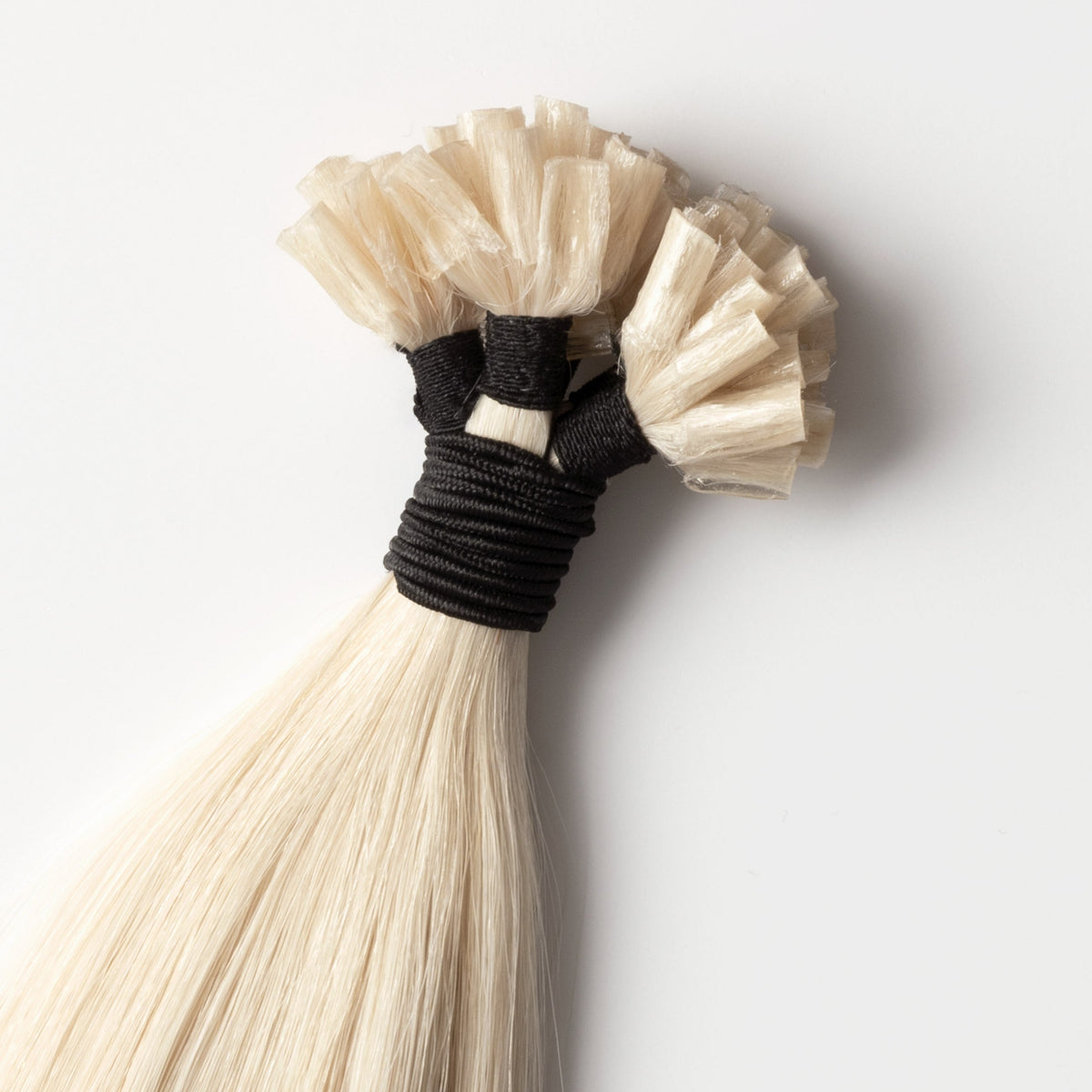 Keratin extensions - Light Ash Blonde 60B