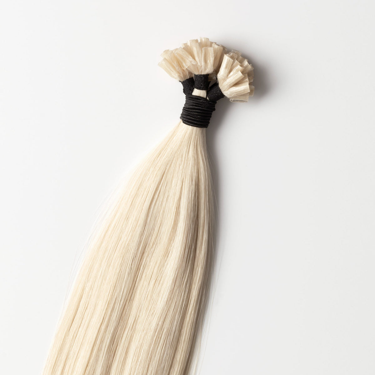 Keratin extensions - Light Ash Blonde 60B