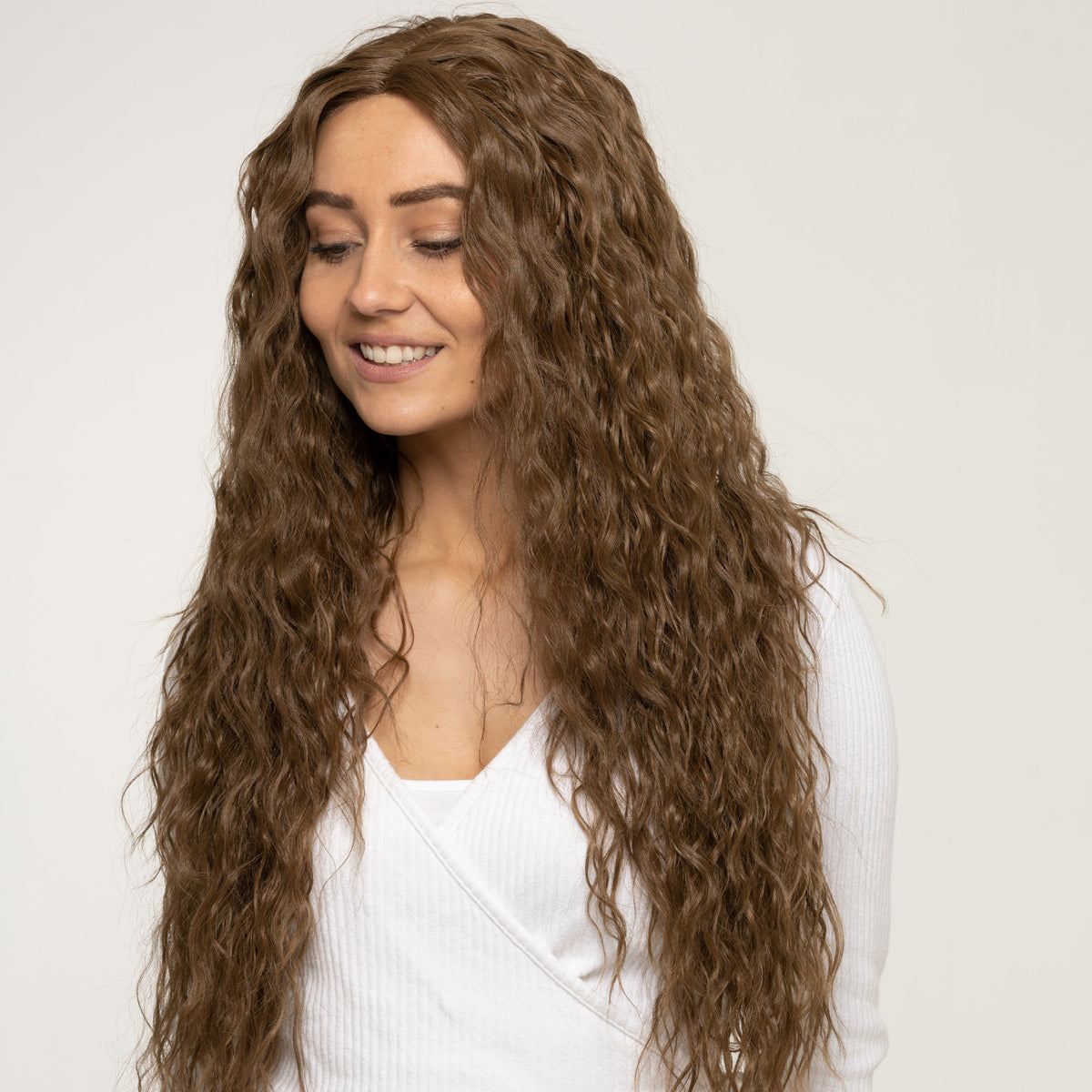 Caroline - Synthetic Hair - 75 cm