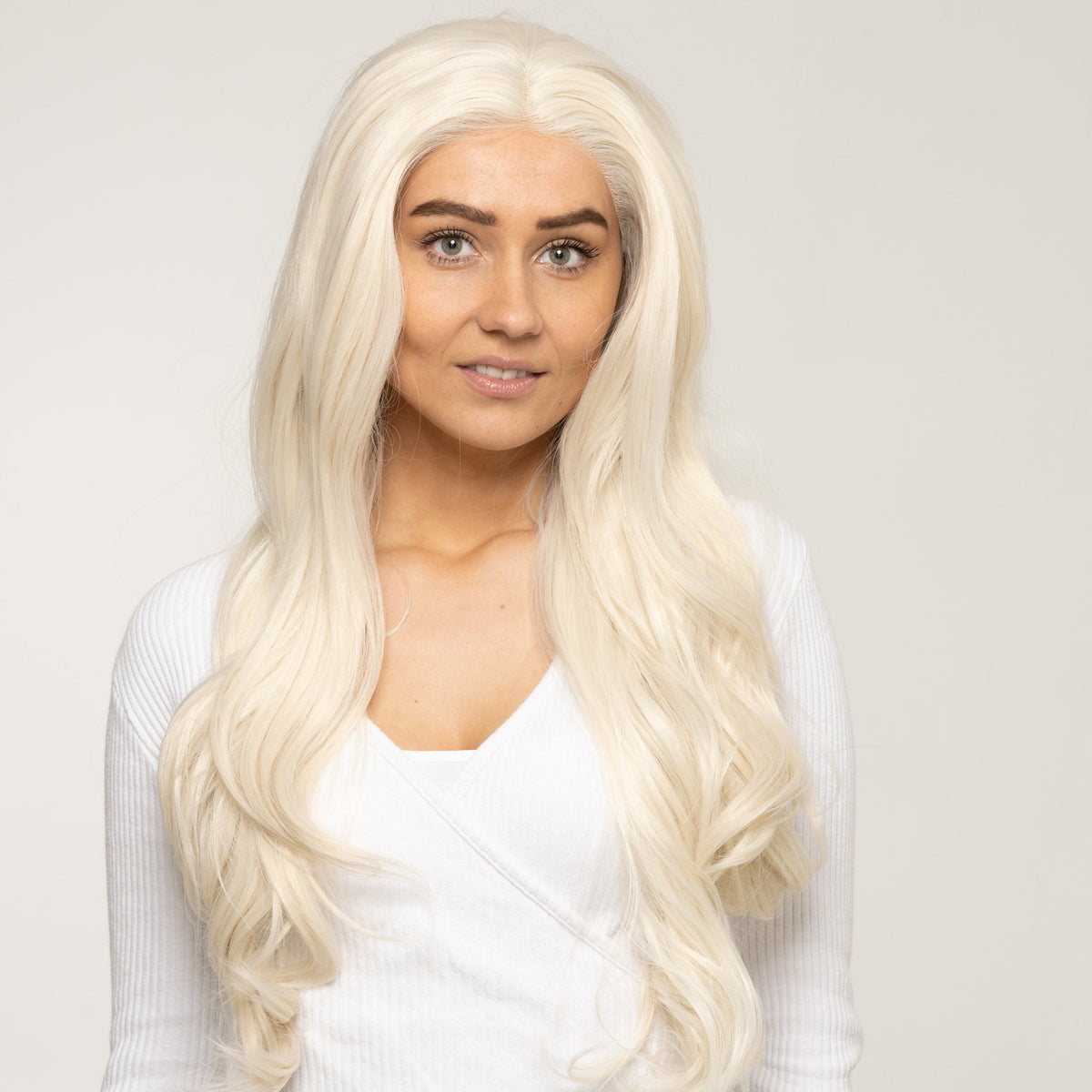 Anna - Synthetic Hair - 70 cm
