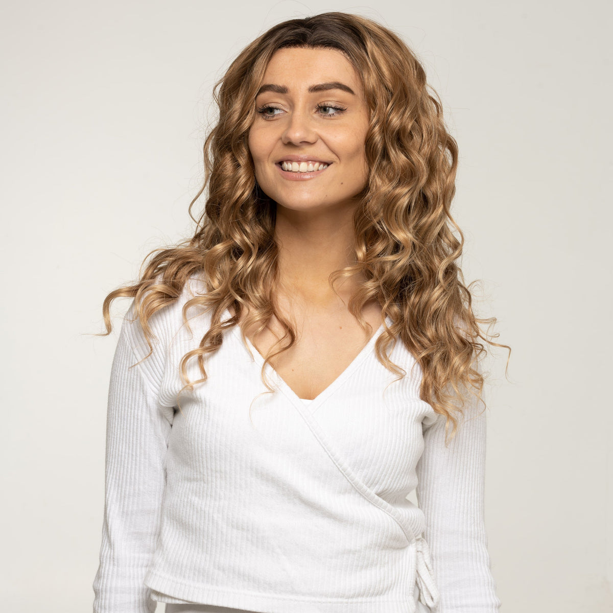 Arianna - Synthetic Hair - 50 cm
